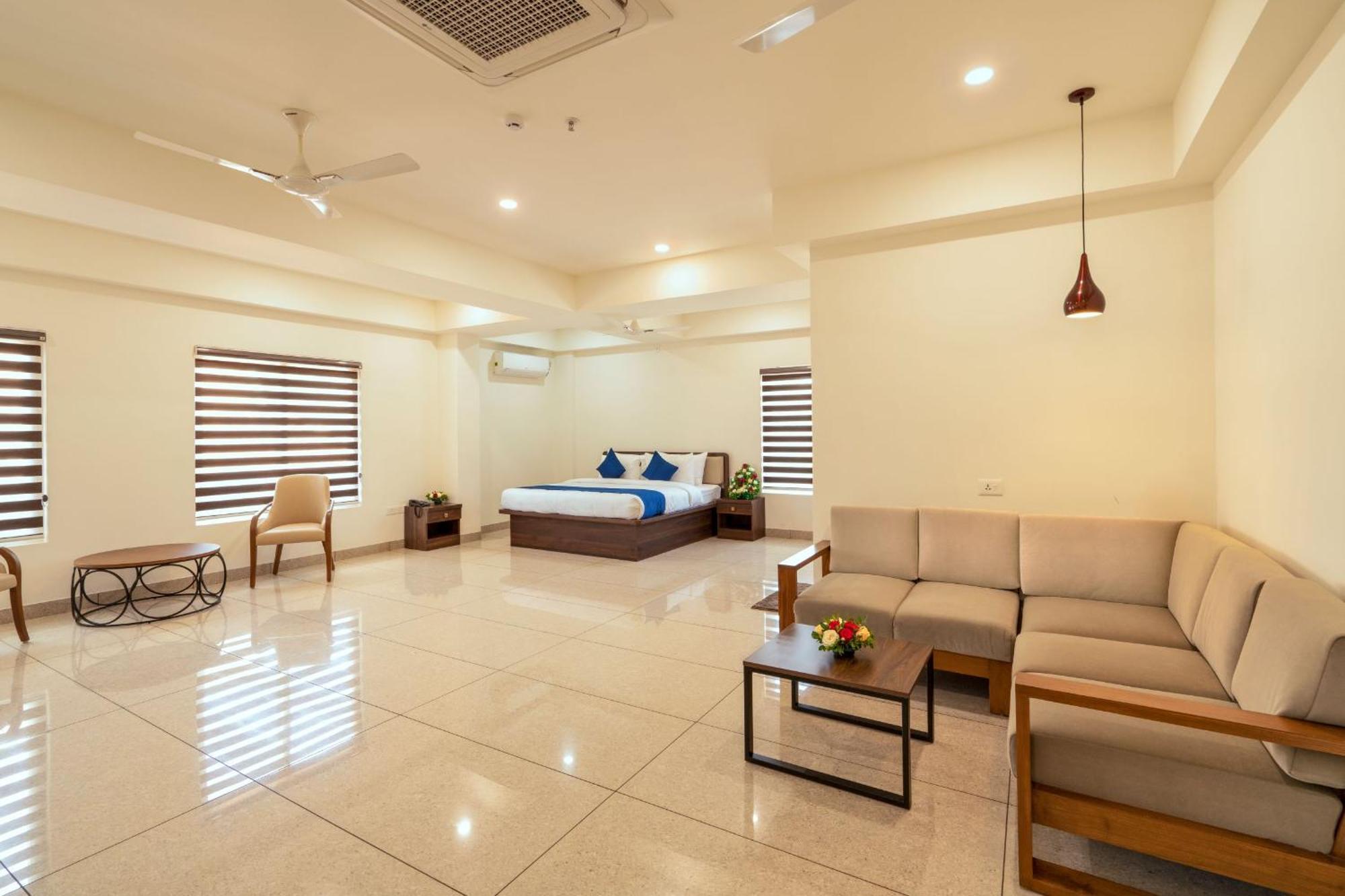 Kumbanad Heritage Hotel Vennikulam Eksteriør bilde