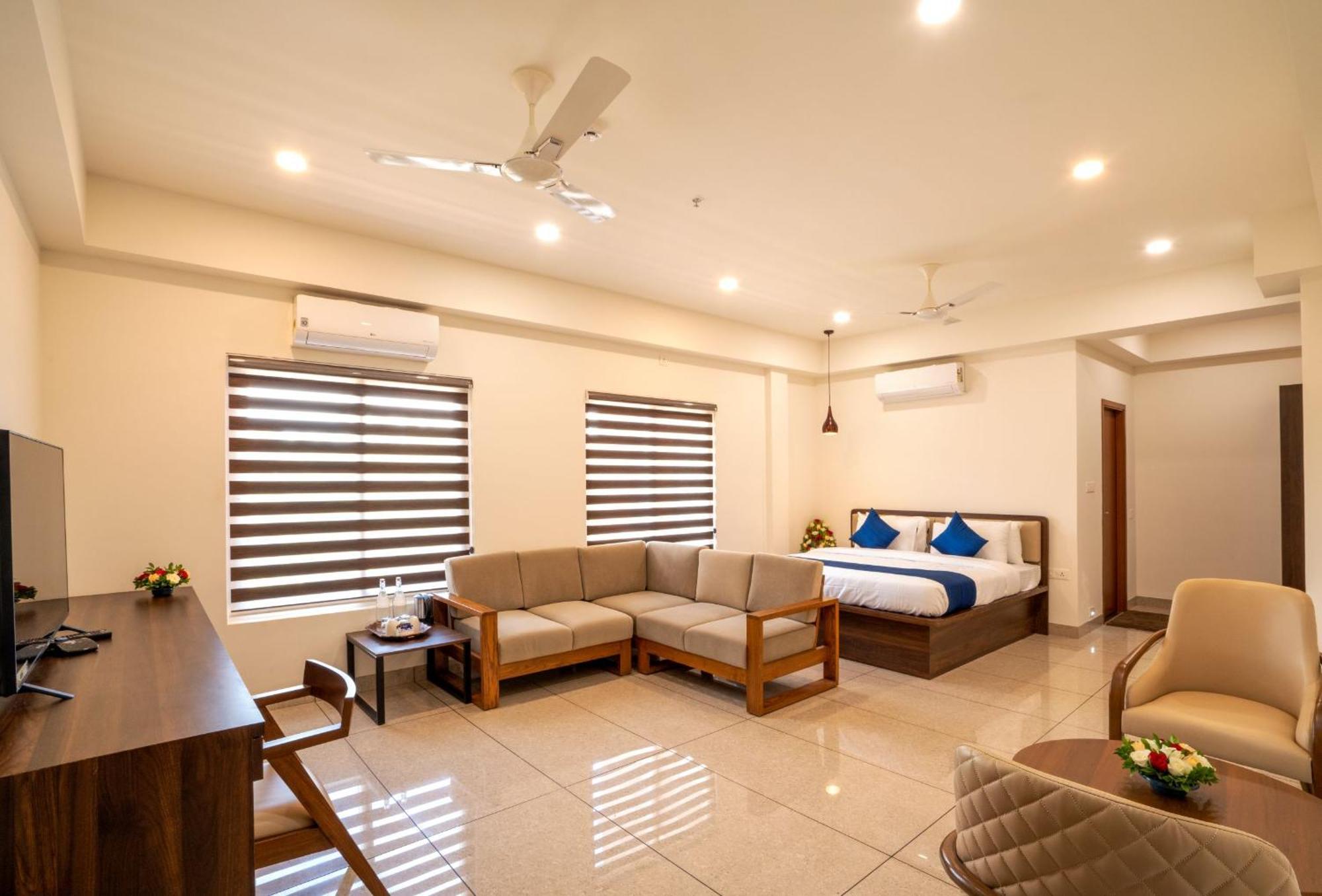Kumbanad Heritage Hotel Vennikulam Eksteriør bilde